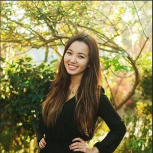 Meet your Posher, Ariana